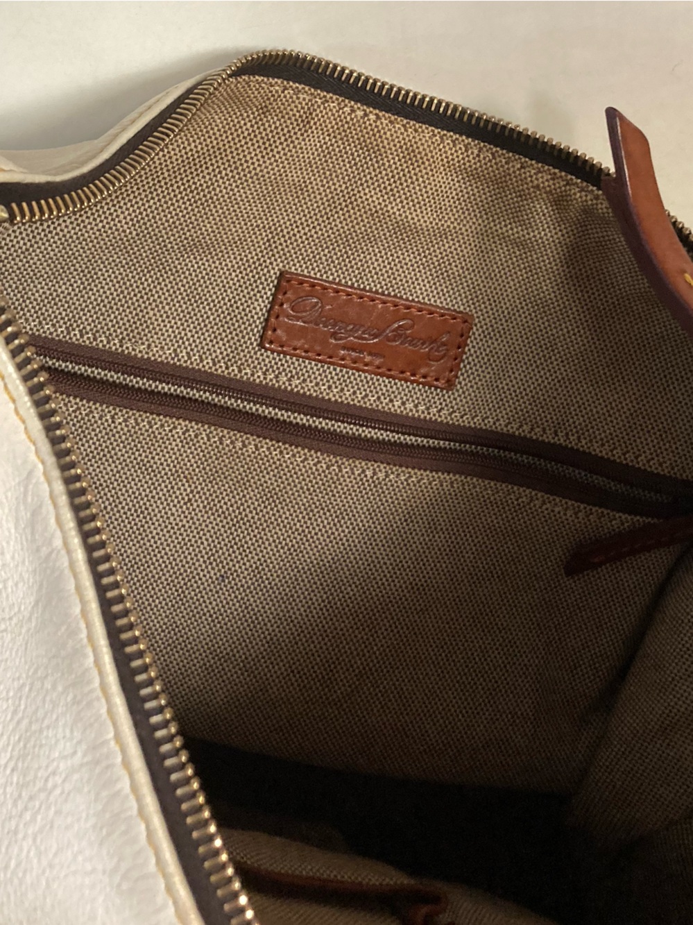 Vintage Dooney & Bourke Juliette White Leather Purse - Picture 6 of 15